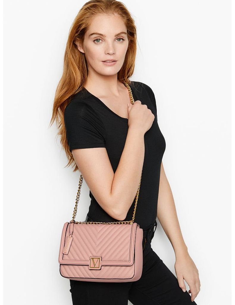 Бежевая сумка Victoria’s Secret The Victoria Medium Shoulder Bag