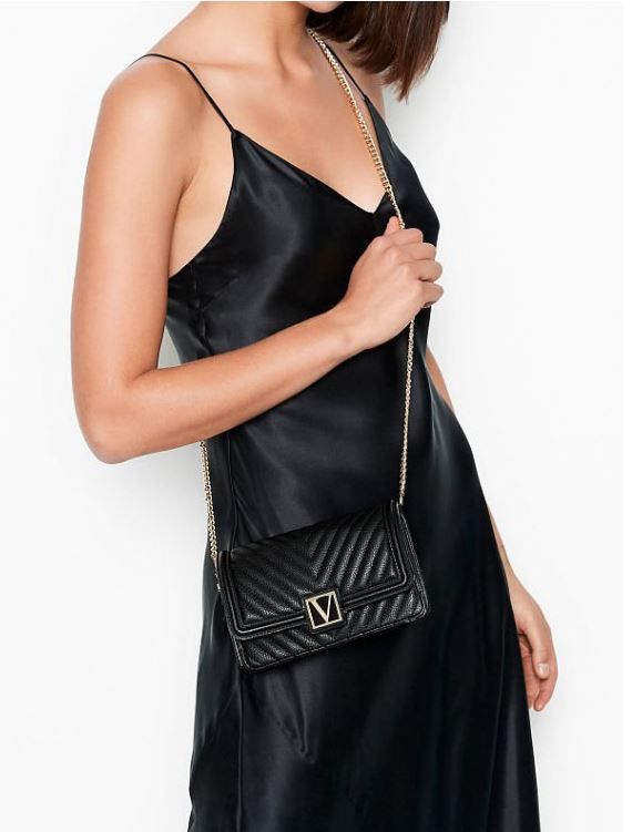 Черная сумка Victoria’s Secret The Victoria Mini Shoulder Bag
