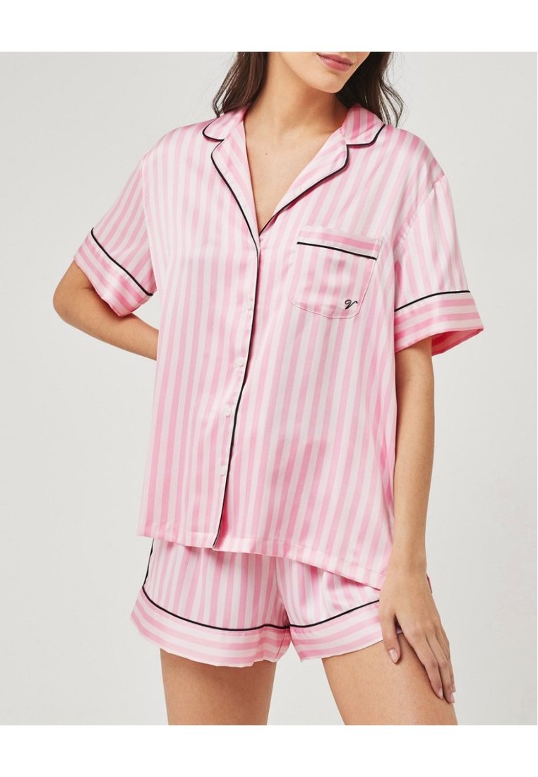 Розовая сатиновая пижама с шортами в полоску Victoria's Secret, XS